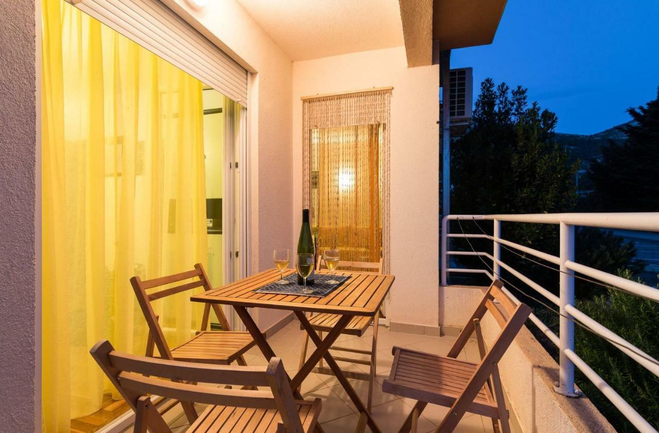 Marina Blue Apartamento Starigrad Paklenica Exterior foto