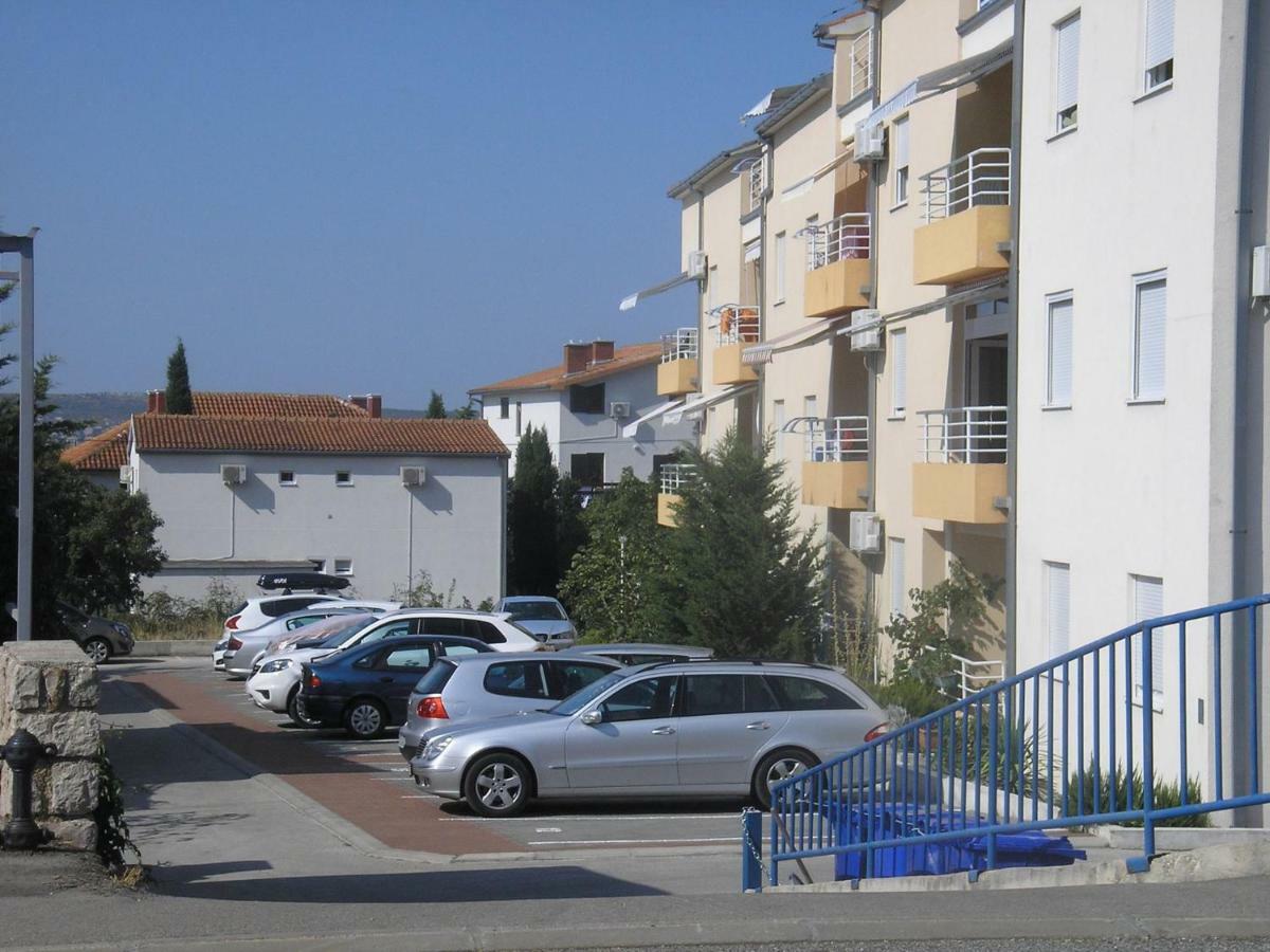 Marina Blue Apartamento Starigrad Paklenica Exterior foto